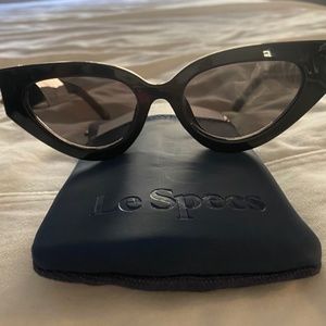 La Spec Sunglasses